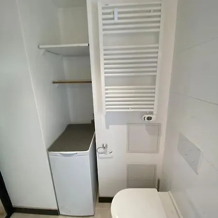 Cosy Avec Jardin, Tramway جوبيجنياك